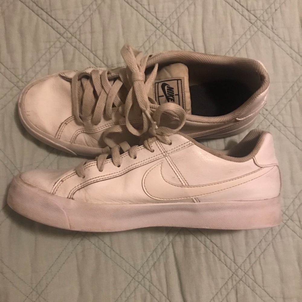 nike court royal shoes